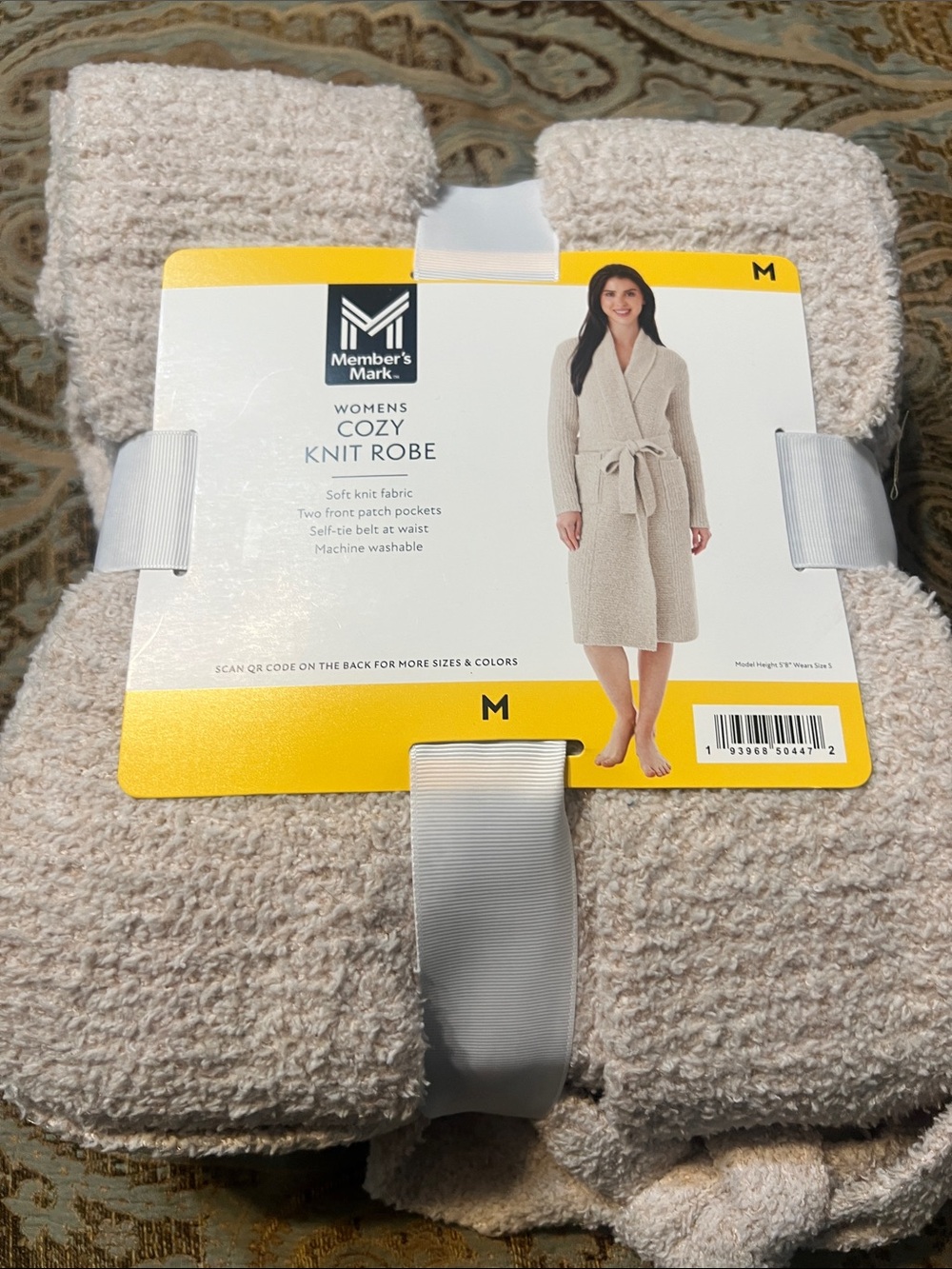 Women's Cozy Knit Robe - Cream size medium NWT fits size 8-10